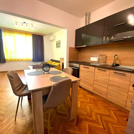 Sun And Serenity - Beach, Park, Apartment Varna
